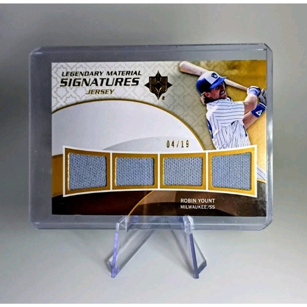 Robin Yount HOF 2009 Upper Deck Ultimate Collection Legendary Material 4 Jerseys